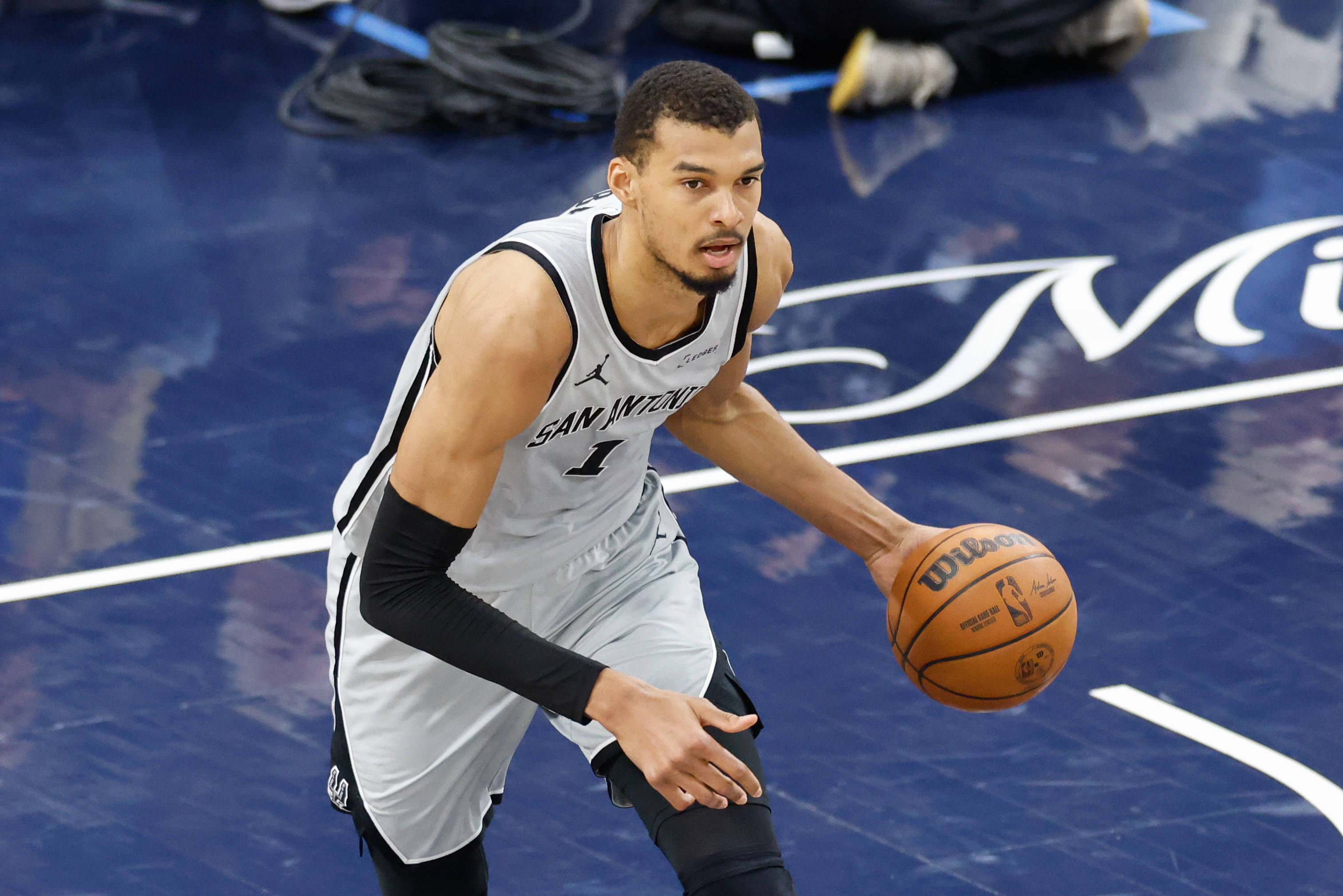 Victor Wembanyama pronosticos nba hoy